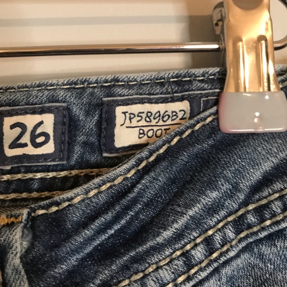 Miss Me bootcut embroidered embellished jeans - Picture 10 of 10